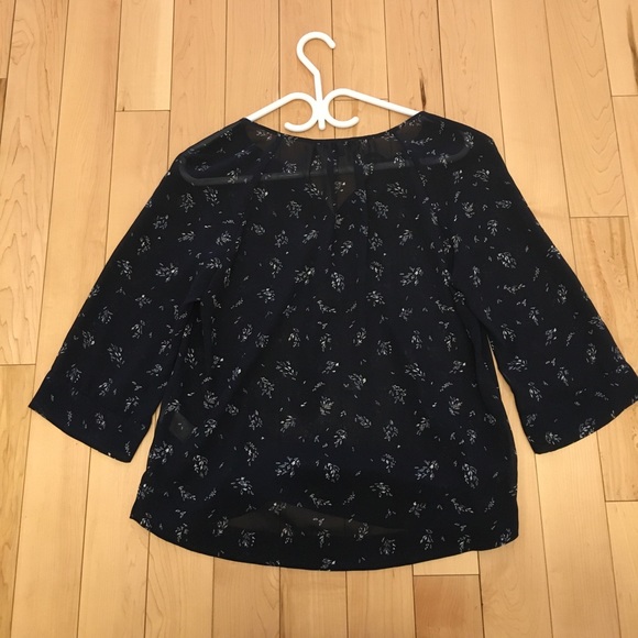 Dynamite blouse - Picture 2 of 2